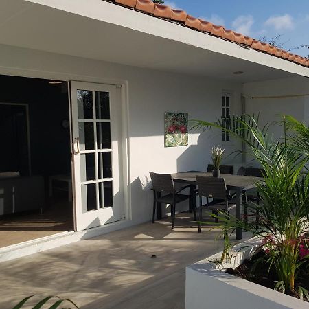 4-Pers Accomodatie Julianadorp, Curacao Willemstad Buitenkant foto